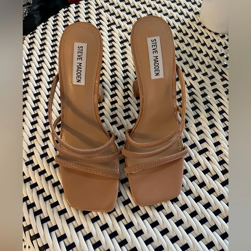 steve madden tan heels - Picture 1 of 5